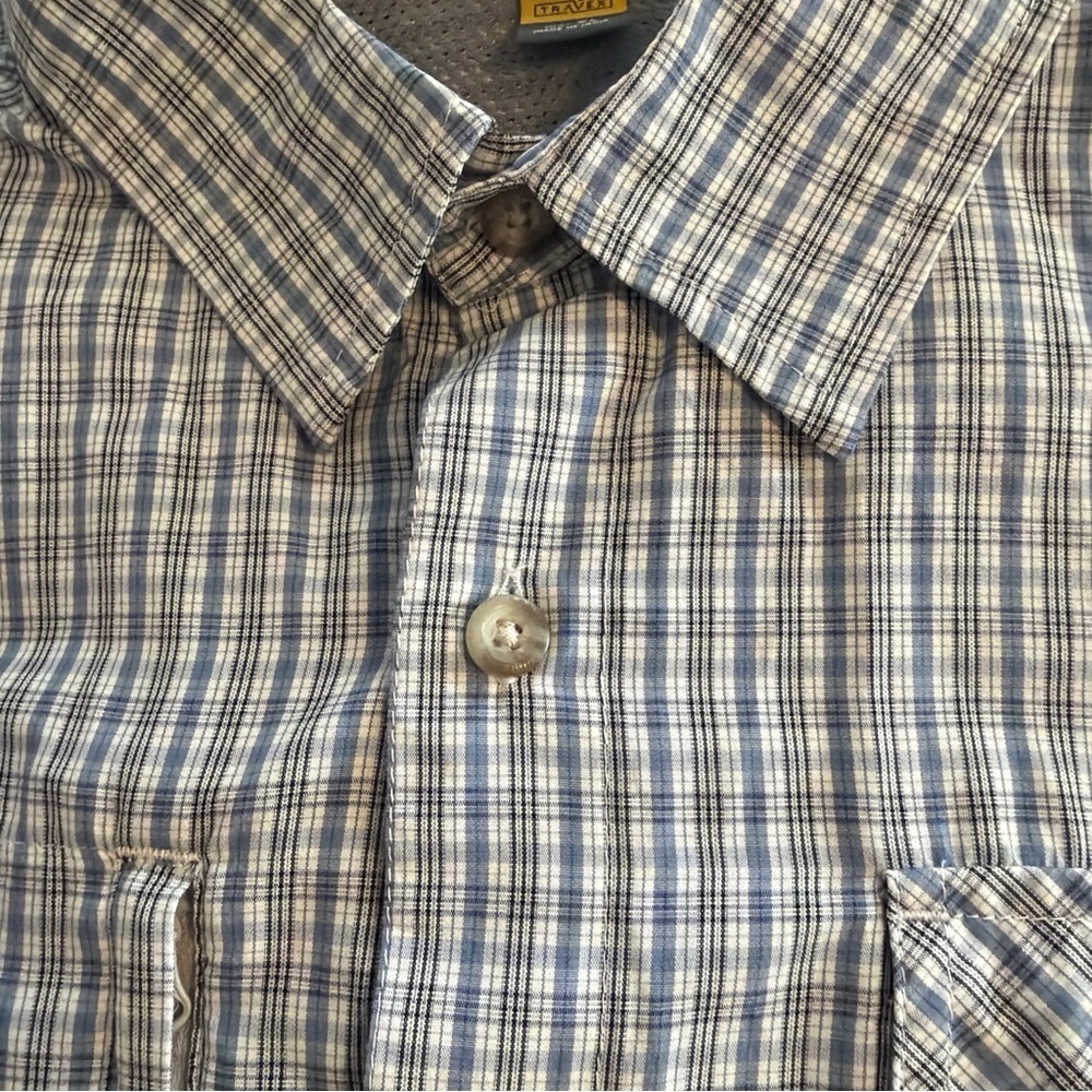 Eddie Bauer Travex Shirt Mens XL Plaid Mesh Lined 2 Pocket Short Sleeve